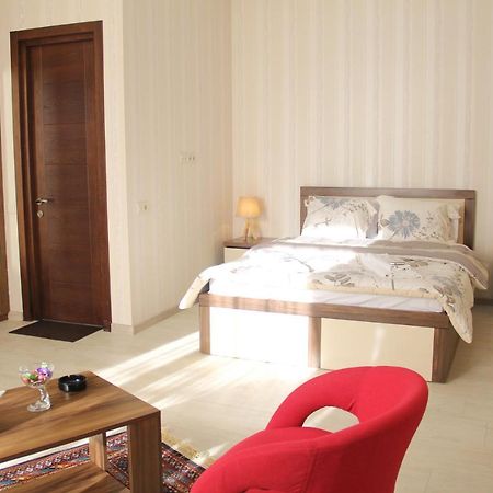 Moon Light Hotel Тбилиси Экстерьер фото
