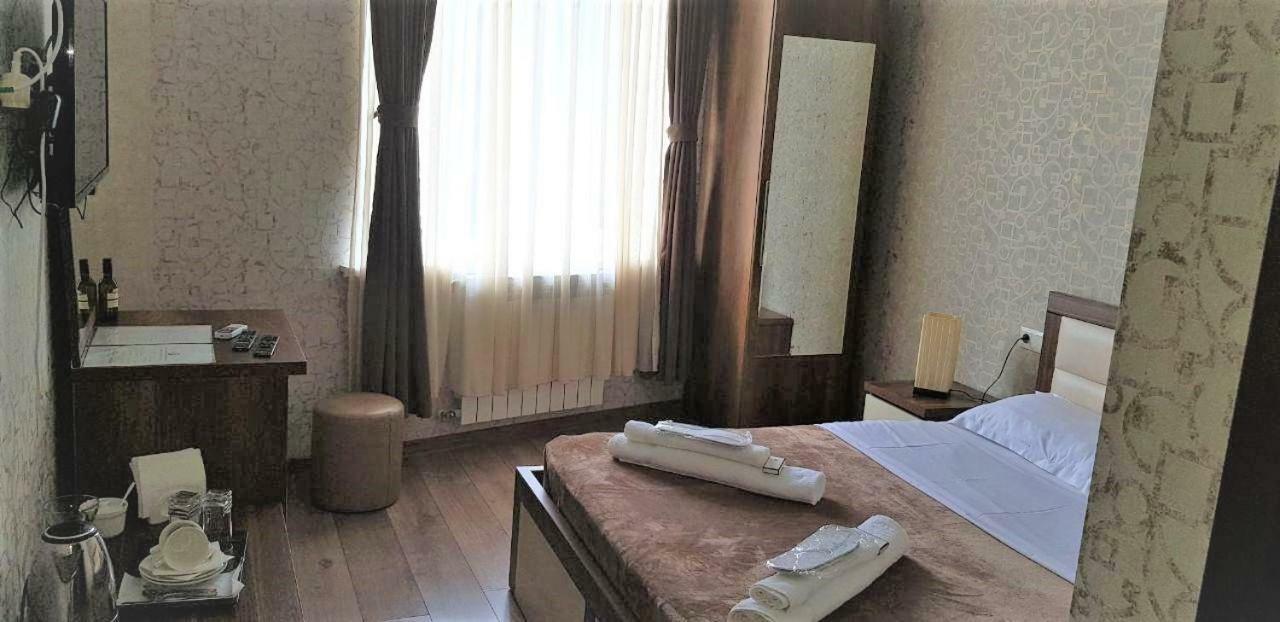 Moon Light Hotel Тбилиси Экстерьер фото